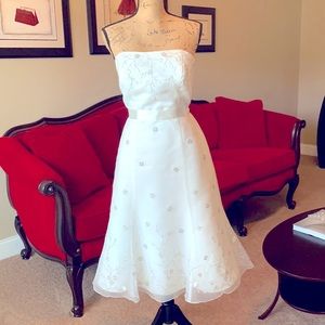 Gorgeous Off White Wedding Dress!! 🤩